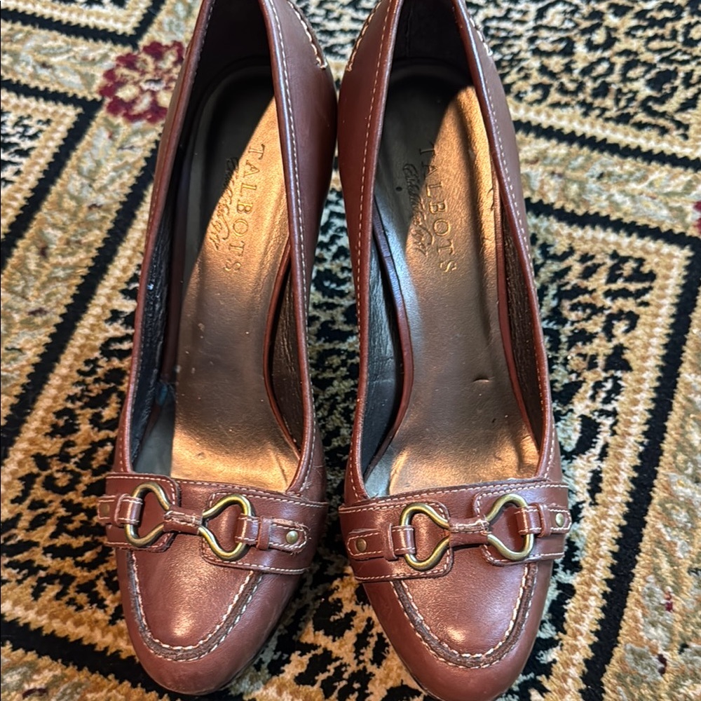 Talbots Brown Leather heels. Top stitching very cute.